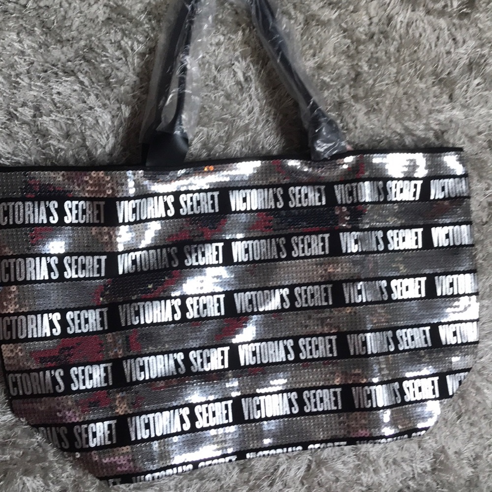 Victoria’s Secret Tote!